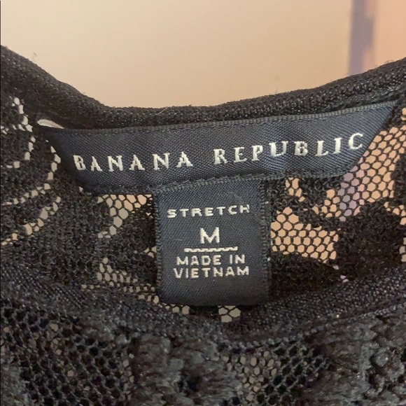 Black lace top Banana Republic - Picture 2 of 3